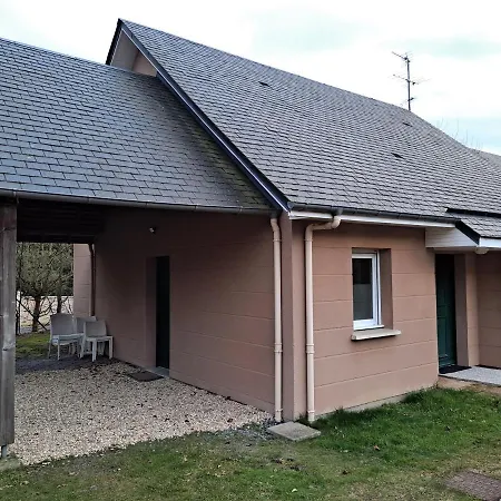 De La Detente Dans Ce Coin De Campagne. 伊奎马维尔