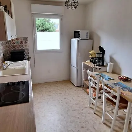 De La Detente Dans Ce Coin De Campagne. Lejlighed