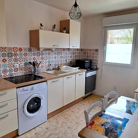 De La Detente Dans Ce Coin De Campagne. Lejlighed