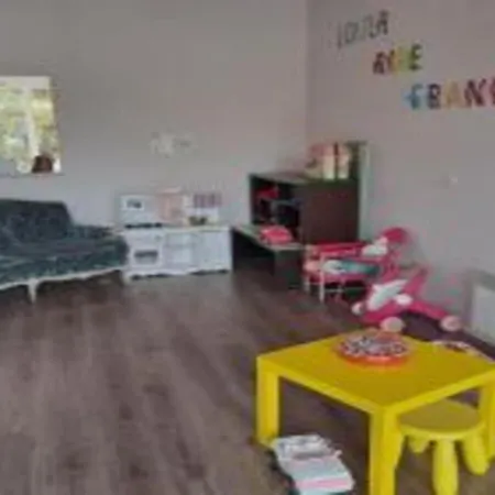 De La Detente Dans Ce Coin De Campagne. Équemauville