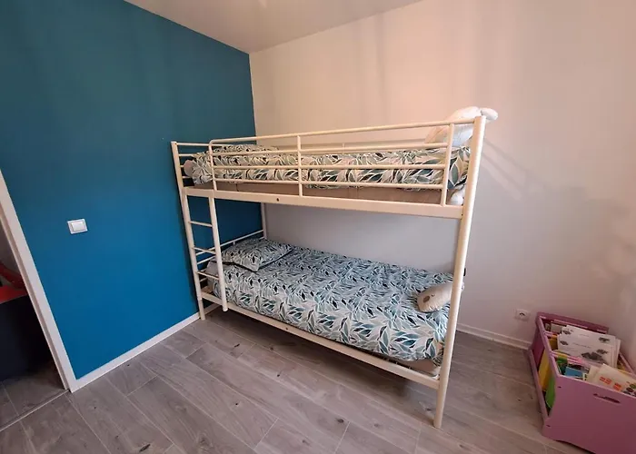 De La Detente Dans Ce Coin De Campagne.