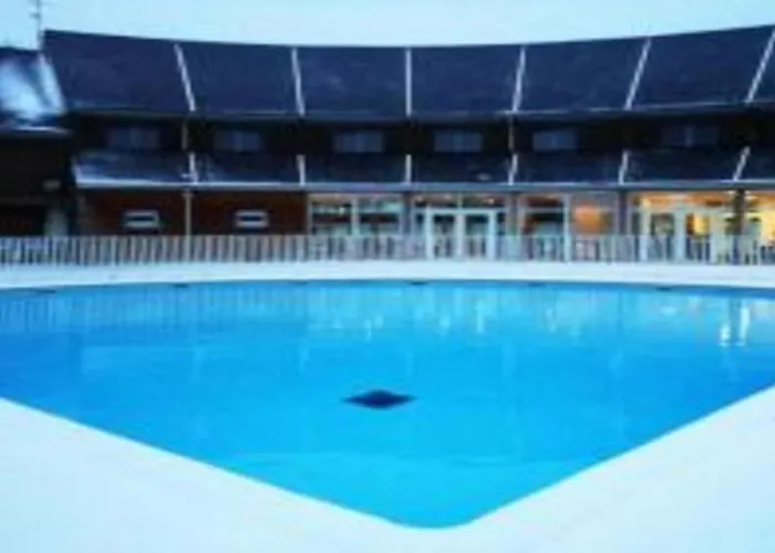 De La Detente Dans Ce Coin De Campagne.